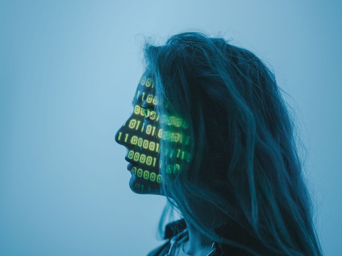 Tecnologia de inteligência artificial processando dados — Khrony Tech